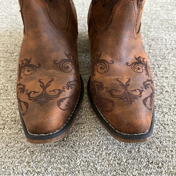 ROPER WOMEN'S SHORT STUFF FASHION BOOTIES - SNIP TOE Brown Size 10 - Picture 6 of 10